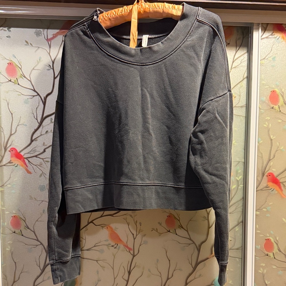 Free People Movement Women's Black Cropped Sweatshirt